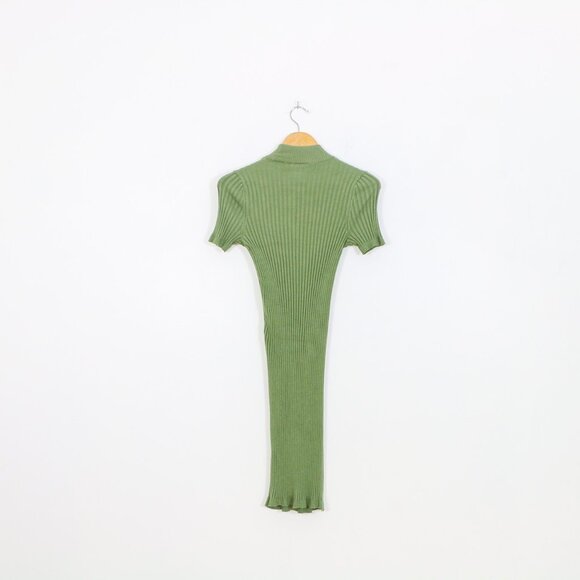 *Noise May Green Turtleneck Ribbed Midi Dress - Picture 7 of 7